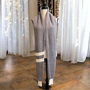 CALVIN KLEIN Grey & White Cream Knit Scarf - Striped Design